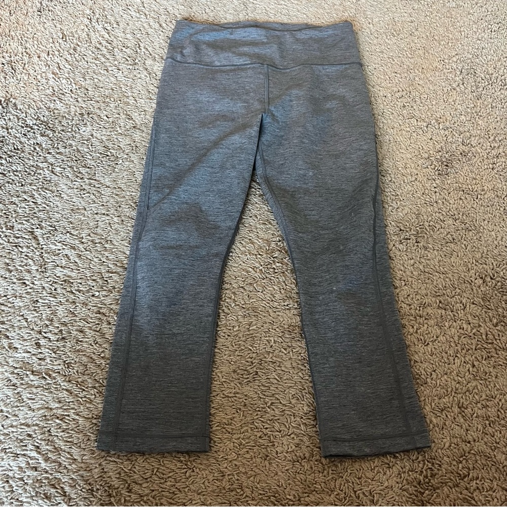 Athleta ultimate stash Capri size s